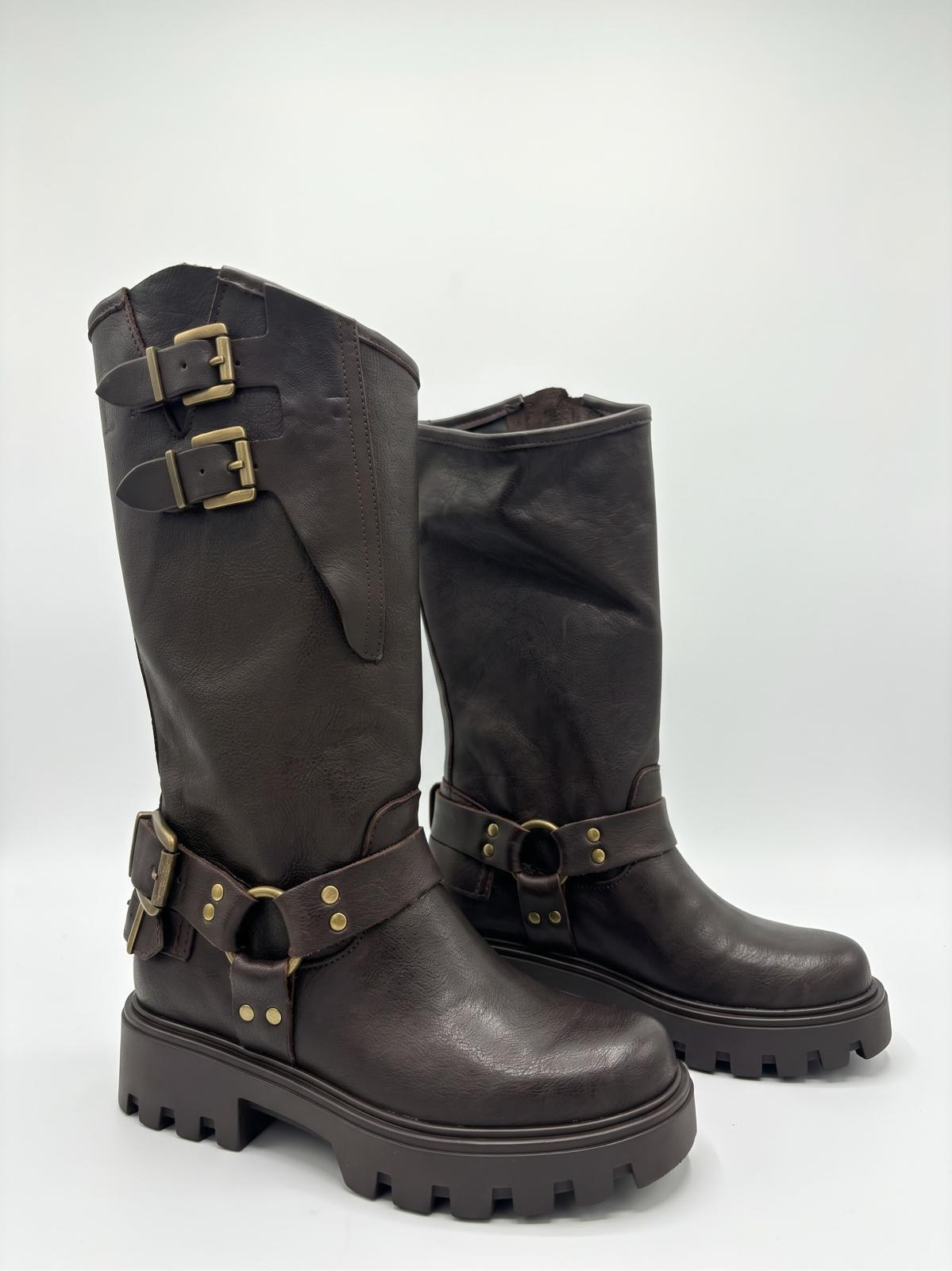 ANFIBIO ARTIGIANALE IN VERA PELLE CON FIBBIE E PLATFORM CARROARMATO -DAFNE-