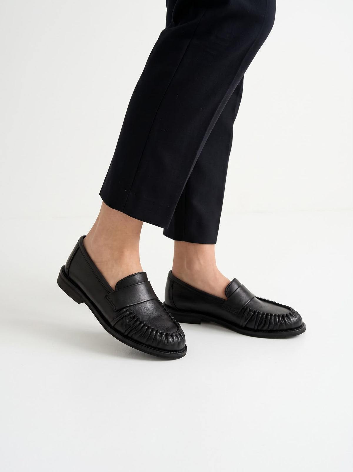 MOCASSINO ARTIGIANALE IN PELLE ARRICCIATA -MICHELLE-