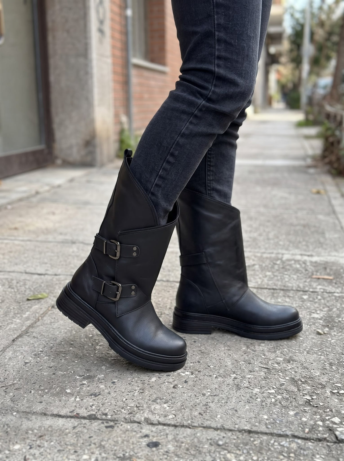 ANFIBIO BIKER ARTIGIANALE IN VERA PELLE PLATFORM 4 CM -LAURA-